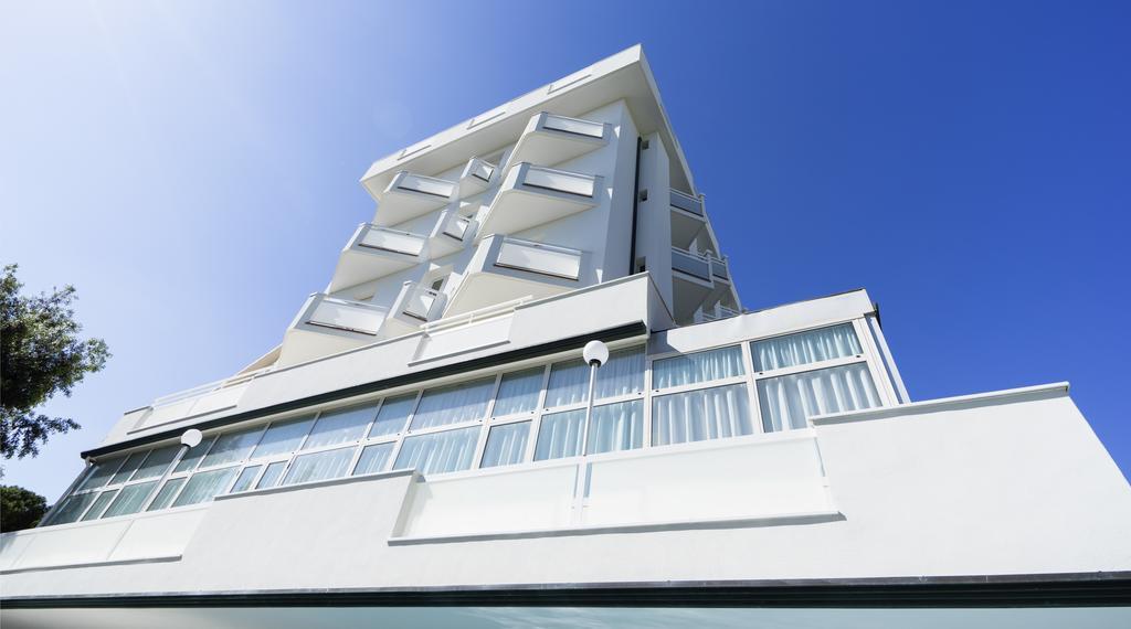 Hotel Bikini Rímini Exterior foto
